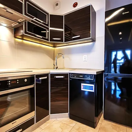 Sky View Santocka 아파트 *